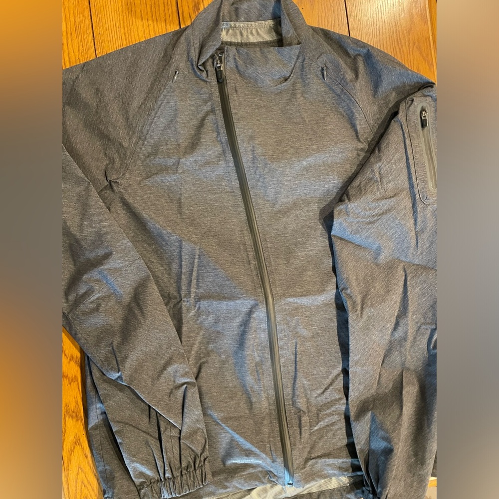 GIRO Sport Design Raincoat/Cycling Jacket, grey, size large, full zip - Picture 4 of 12
